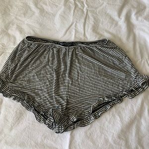 striped brandy melville ruffle shorts